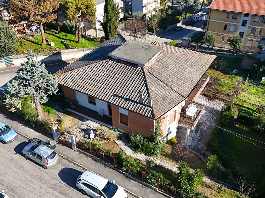 Immagine 5 di Villa in vendita  in Via Santa Maria Goretti 22 a San Benedetto Del Tronto