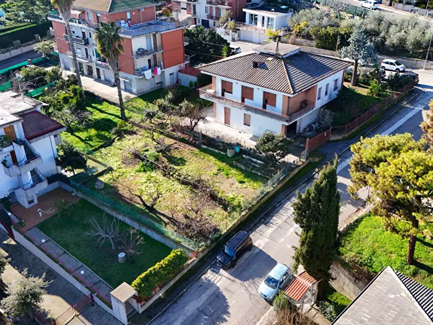 Immagine 2 di Villa in vendita  in Via Santa Maria Goretti 22 a San Benedetto Del Tronto