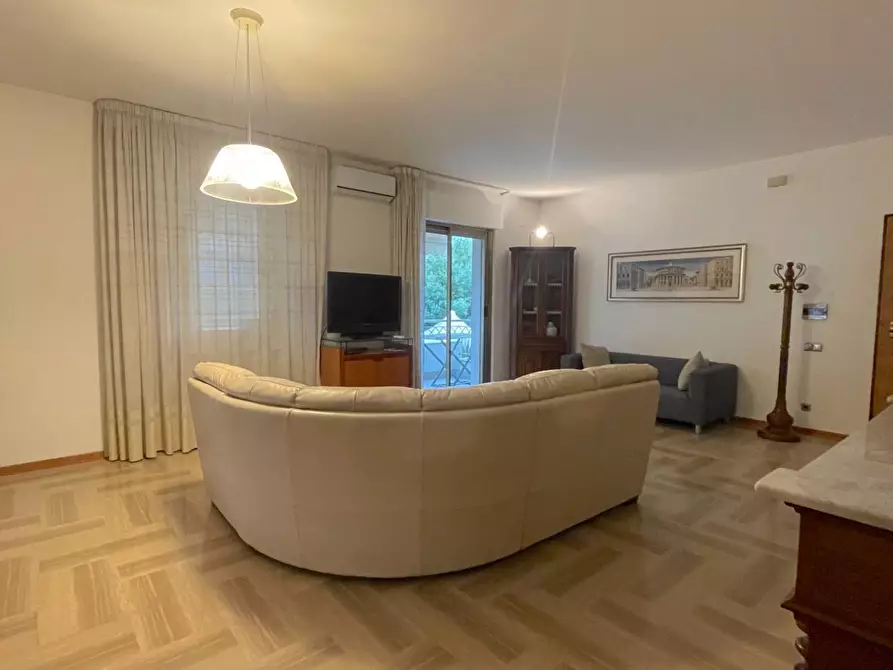 Immagine 2 di Appartamento in affitto  in Via Del Mare 85 a San Benedetto Del Tronto