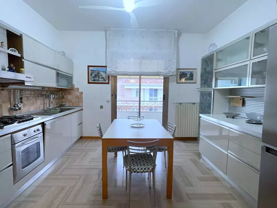 Immagine 3 di Appartamento in affitto  in Via Del Mare 85 a San Benedetto Del Tronto