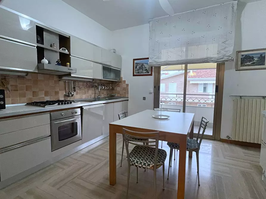 Immagine 11 di Appartamento in affitto  in Via Del Mare 85 a San Benedetto Del Tronto