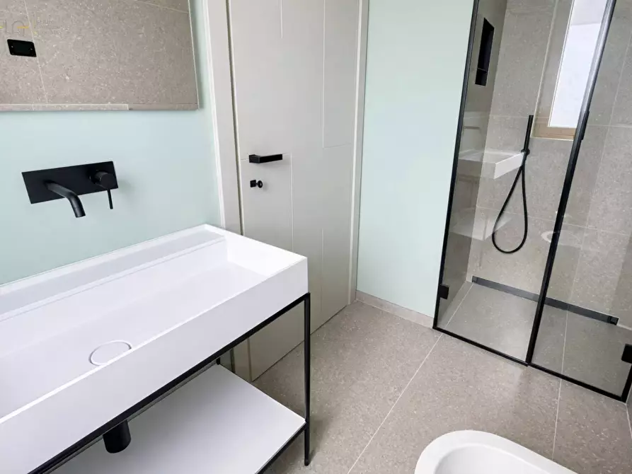 Immagine 8 di Appartamento in vendita  in Via E. Duse 15 a San Benedetto Del Tronto