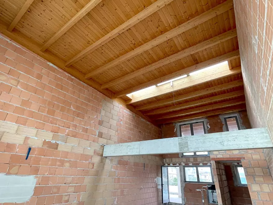 Immagine 4 di Ufficio in vendita  in Contrada San Giovanni snc a Ancarano