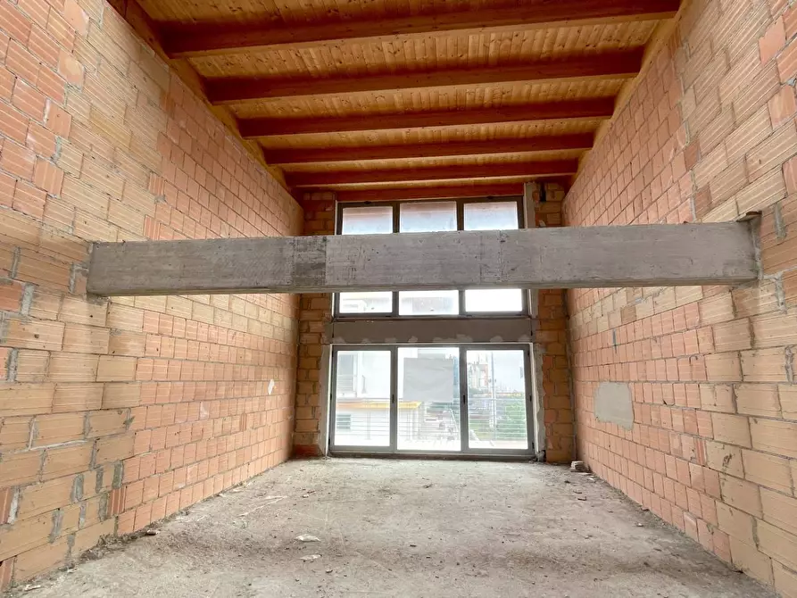 Immagine 10 di Ufficio in vendita  in Contrada San Giovanni snc a Ancarano