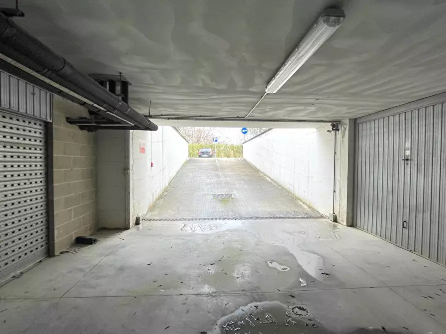 Immagine 18 di Ufficio in vendita  in Contrada San Giovanni snc a Ancarano