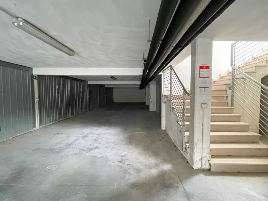 Immagine 17 di Ufficio in vendita  in Contrada San Giovanni snc a Ancarano