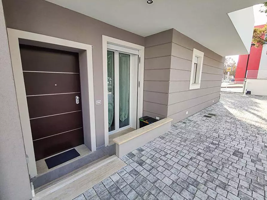 Immagine 2 di Appartamento in vendita  in Corso Mazzini 193 a San Benedetto Del Tronto