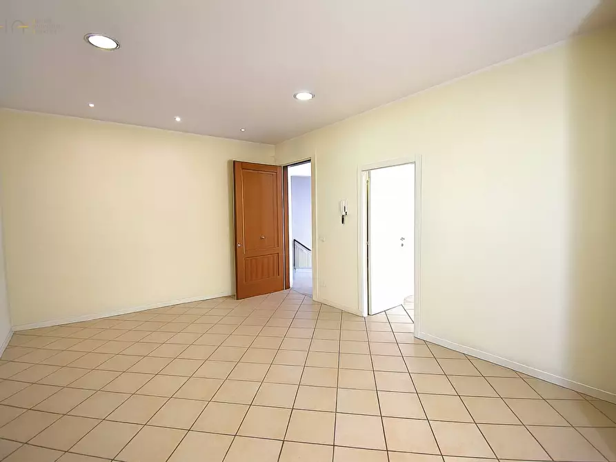 Immagine 2 di Appartamento in vendita  in Via Monte San Michele a San Benedetto Del Tronto