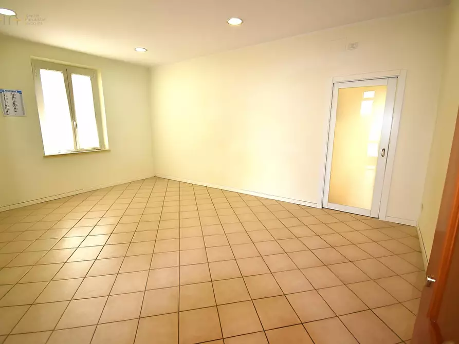 Immagine 8 di Appartamento in vendita  in Via Monte San Michele a San Benedetto Del Tronto