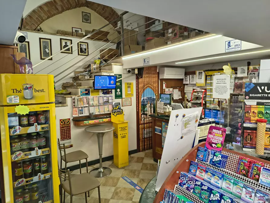 Immagine 2 di Attività commerciale in vendita  in Via del Trivio 103 a Ascoli Piceno