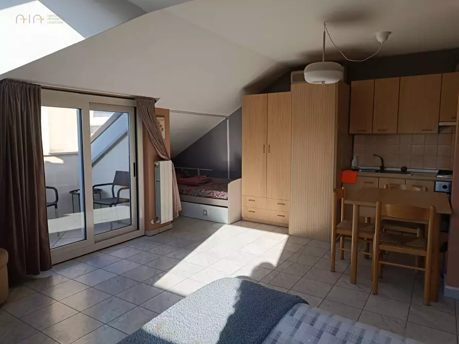 Immagine 13 di Appartamento in affitto  in Via Virginia Tedeschi a San Benedetto Del Tronto