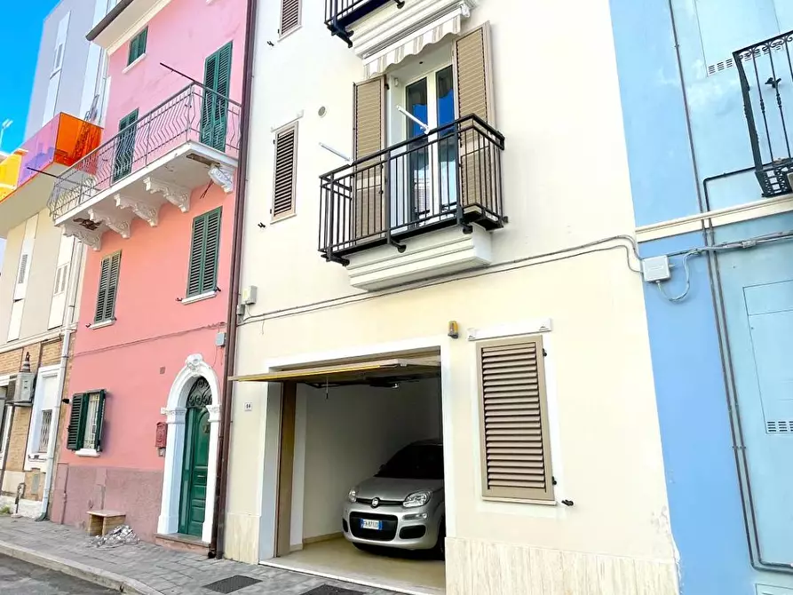 Immagine 41 di Casa indipendente in vendita  in Via San Martino 81 a San Benedetto Del Tronto