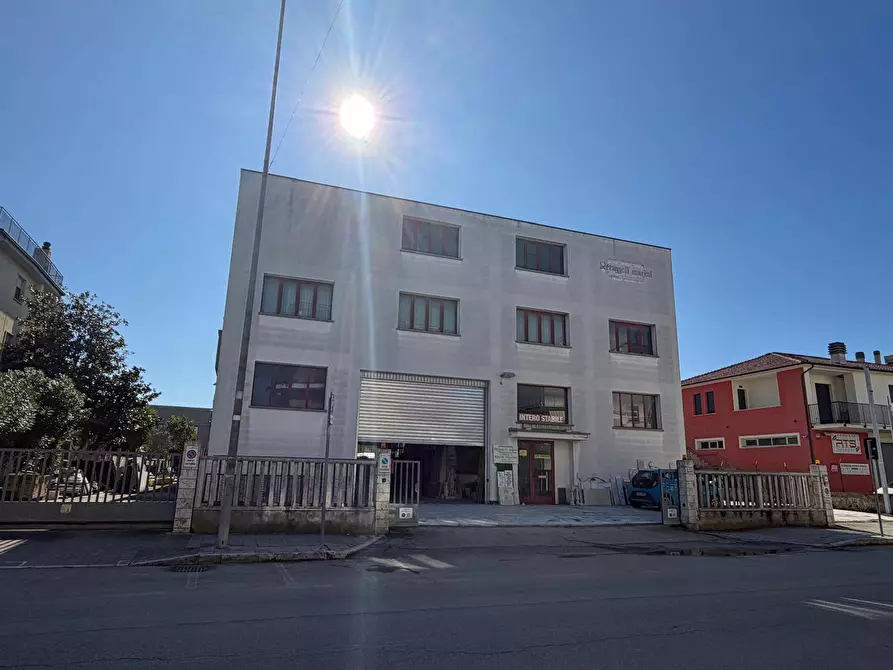 Immagine 46 di Capannone industriale in vendita  in Via Val Tiberina 21 a San Benedetto Del Tronto