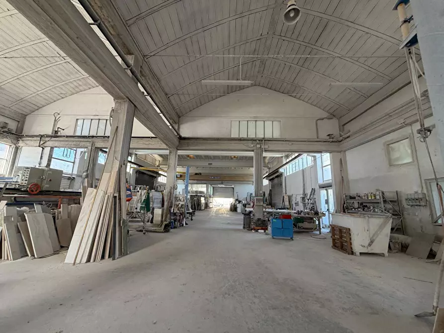 Immagine 9 di Capannone industriale in vendita  in Via Val Tiberina 21 a San Benedetto Del Tronto