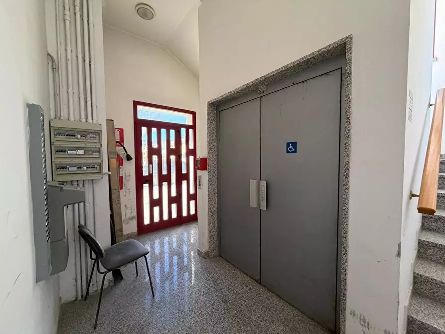 Immagine 15 di Capannone industriale in vendita  in Via Val Tiberina 21 a San Benedetto Del Tronto