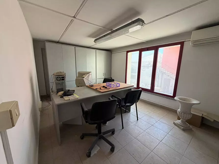 Immagine 18 di Capannone industriale in vendita  in Via Val Tiberina 21 a San Benedetto Del Tronto