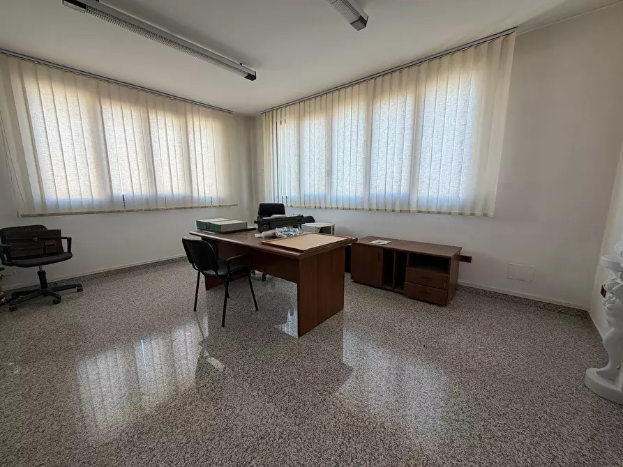 Immagine 27 di Capannone industriale in vendita  in Via Val Tiberina 21 a San Benedetto Del Tronto