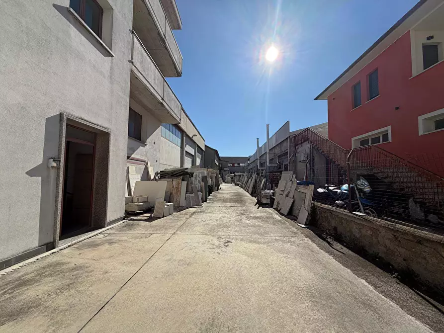 Immagine 33 di Capannone industriale in vendita  in Via Val Tiberina 21 a San Benedetto Del Tronto