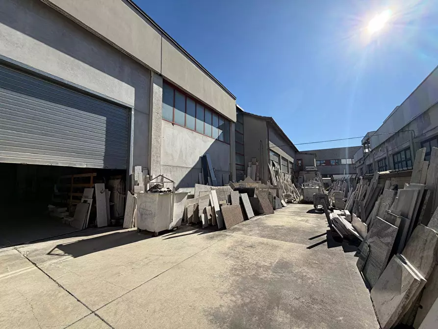 Immagine 13 di Capannone industriale in vendita  in Via Val Tiberina 21 a San Benedetto Del Tronto
