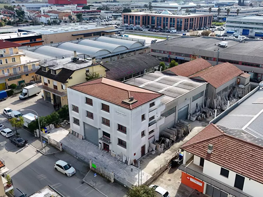 Immagine 44 di Capannone industriale in vendita  in Via Val Tiberina 21 a San Benedetto Del Tronto
