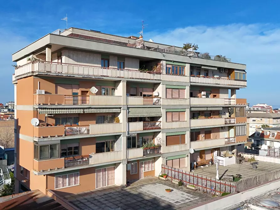 Immagine 86 di Appartamento in vendita  in Via Sicilia 1 a San Benedetto Del Tronto