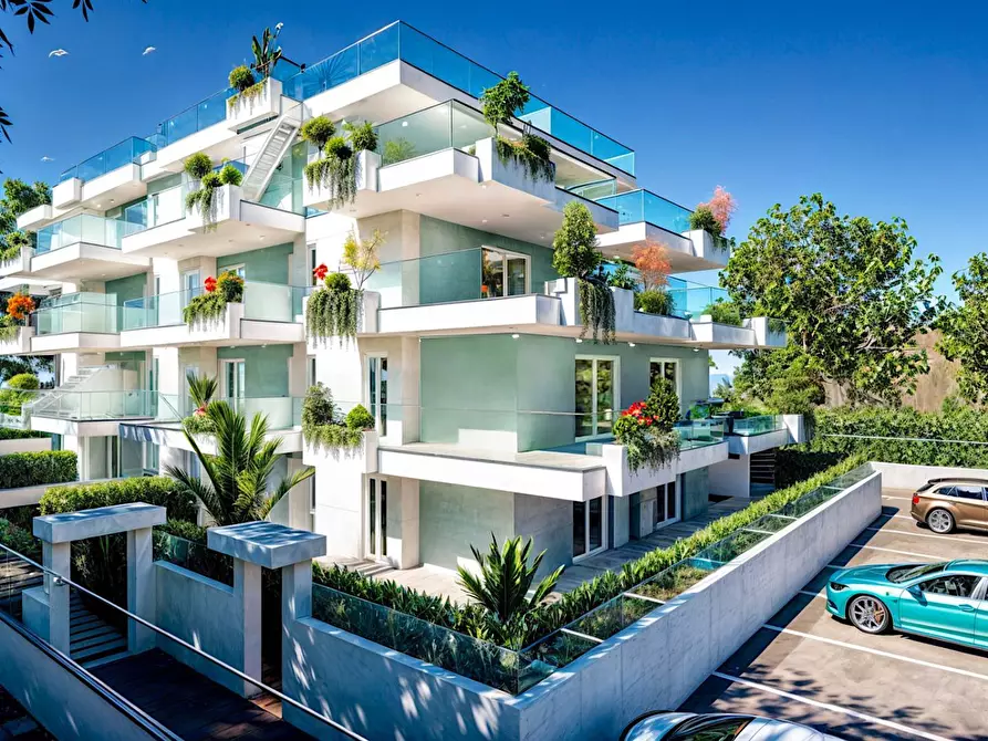 Immagine 1 di Appartamento in vendita  in Lungomare De Gasperi snc a Grottammare