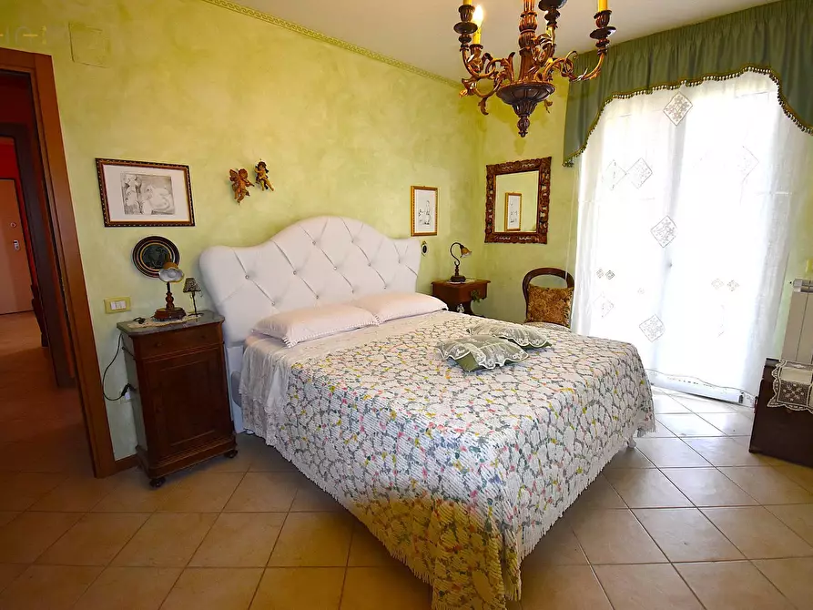 Immagine 12 di Appartamento in vendita  in Via Monteconero snc a San Benedetto Del Tronto