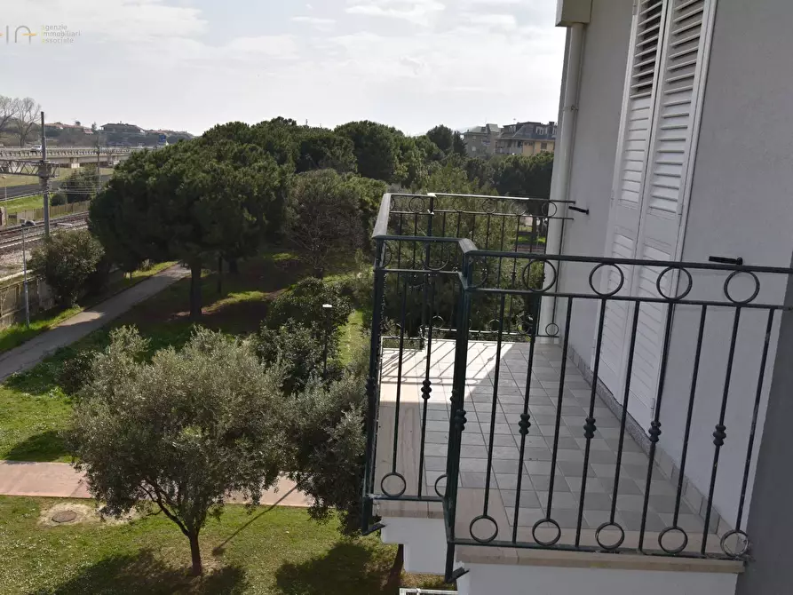 Immagine 17 di Appartamento in vendita  in Via Monteconero snc a San Benedetto Del Tronto