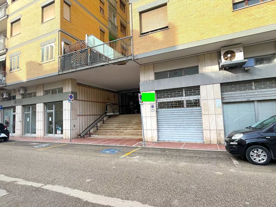 Immagine 2 di Box auto in vendita  in Via Ugo Foscolo 42 a Grottammare