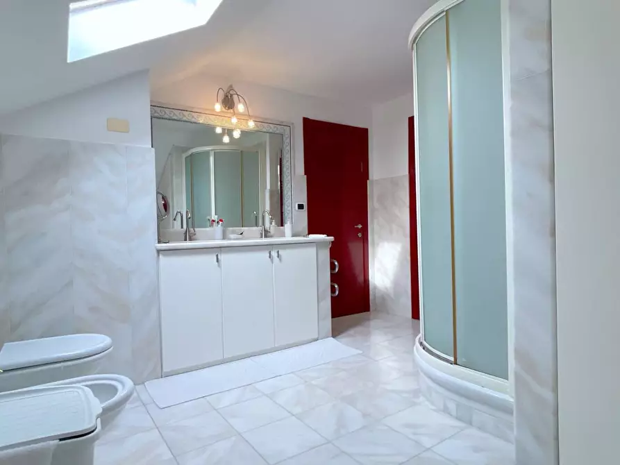 Immagine 22 di Appartamento in vendita  in Via Roberto Peci 12 a San Benedetto Del Tronto