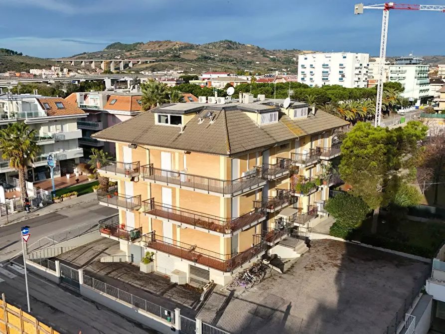 Immagine 43 di Appartamento in vendita  in Via Roberto Peci 12 a San Benedetto Del Tronto