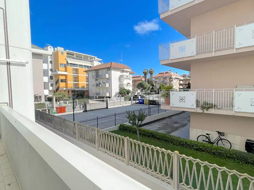 Immagine 13 di Appartamento in vendita  in Via Cefalonia 51 a San Benedetto Del Tronto
