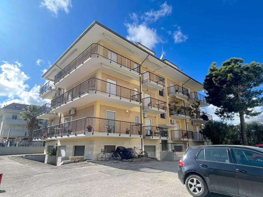 Immagine 36 di Appartamento in vendita  in Via Roberto Peci 12 a San Benedetto Del Tronto