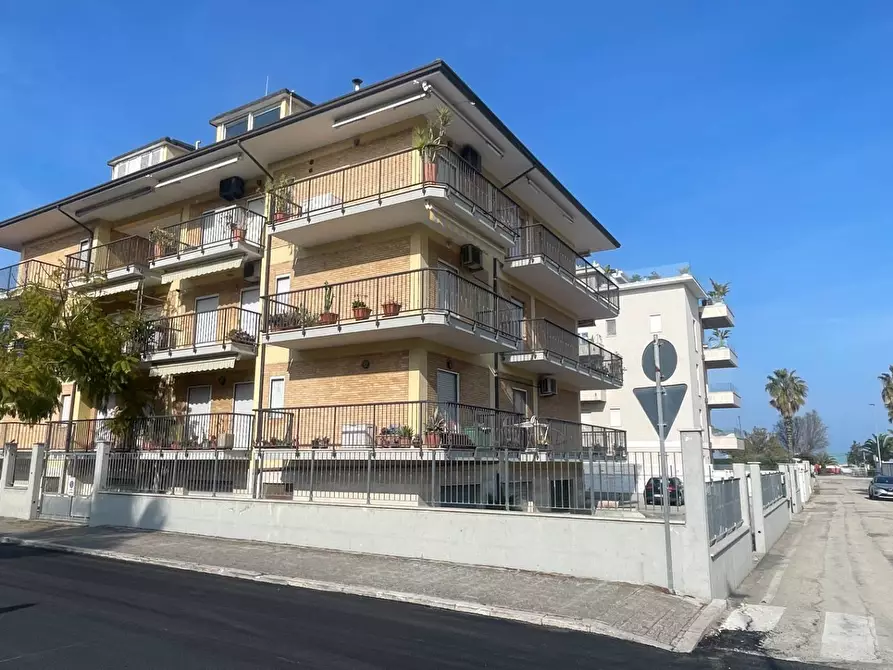 Immagine 47 di Appartamento in vendita  in Via Roberto Peci 12 a San Benedetto Del Tronto