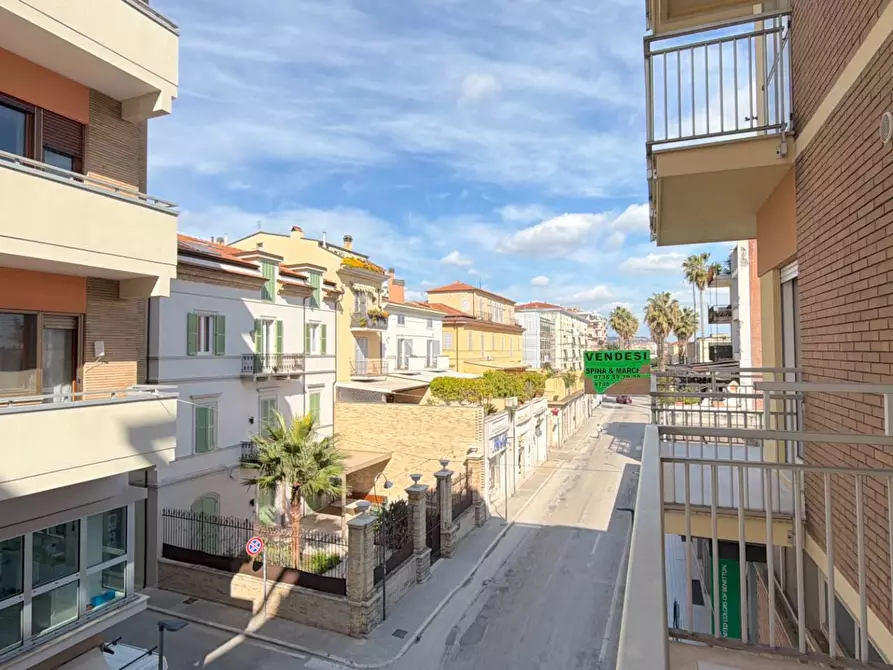 Immagine 13 di Appartamento in vendita  in Via Galileo Galilei 32 a San Benedetto Del Tronto
