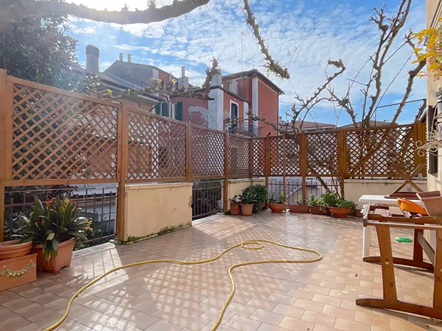 Immagine 11 di Casa indipendente in vendita  in Via Marconi Guglielmo 39 a Grottammare