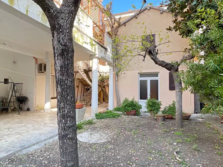 Immagine 24 di Casa indipendente in vendita  in Via Marconi Guglielmo 39 a Grottammare