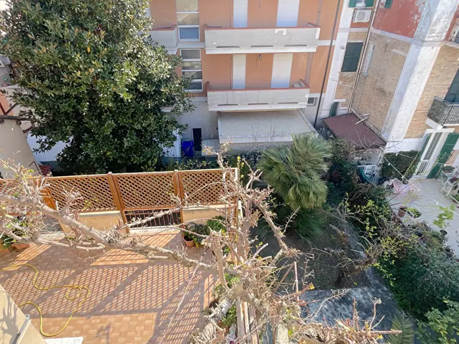 Immagine 33 di Casa indipendente in vendita  in Via Marconi Guglielmo 39 a Grottammare