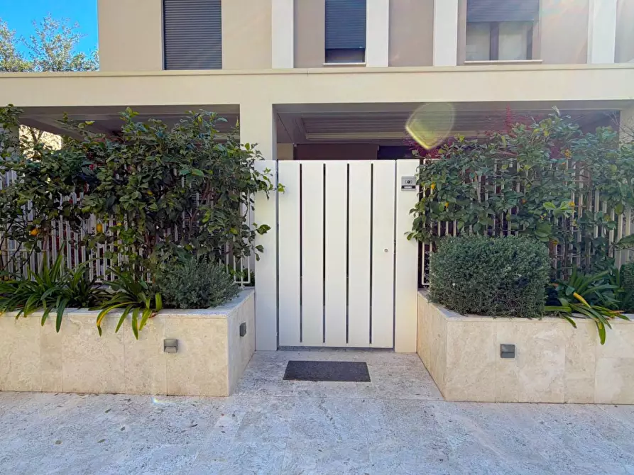 Immagine 39 di Villetta a schiera in vendita  in Via Padre Sigismondo Damiani 4 a San Benedetto Del Tronto