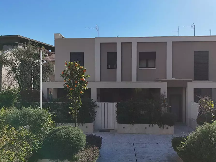 Immagine 49 di Villetta a schiera in vendita  in Via Padre Sigismondo Damiani 4 a San Benedetto Del Tronto