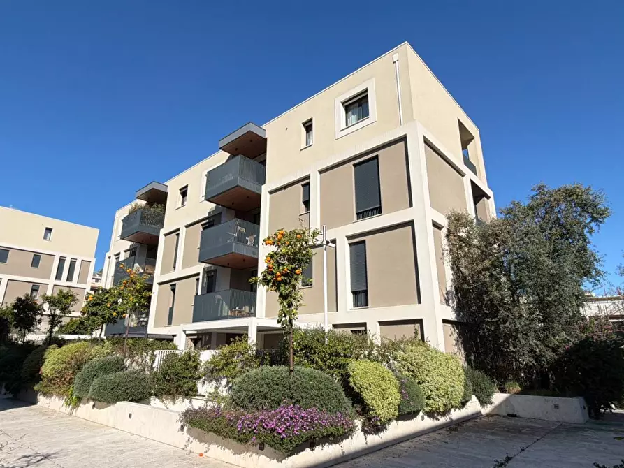 Immagine 37 di Appartamento in vendita  in Via P.S. Damiani 4 a San Benedetto Del Tronto