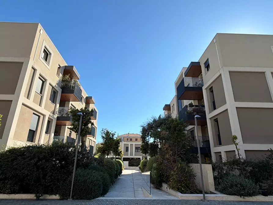 Immagine 41 di Appartamento in vendita  in Via P.S. Damiani 4 a San Benedetto Del Tronto