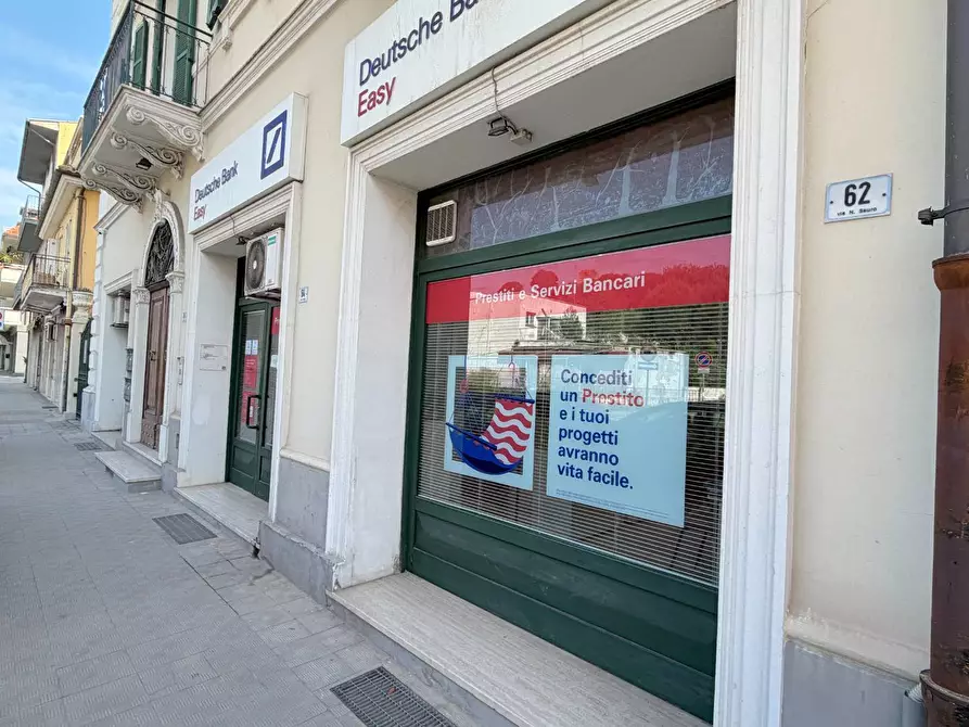 Immagine 6 di Locale commerciale in affitto  in Via Nazario Sauro 62 a San Benedetto Del Tronto