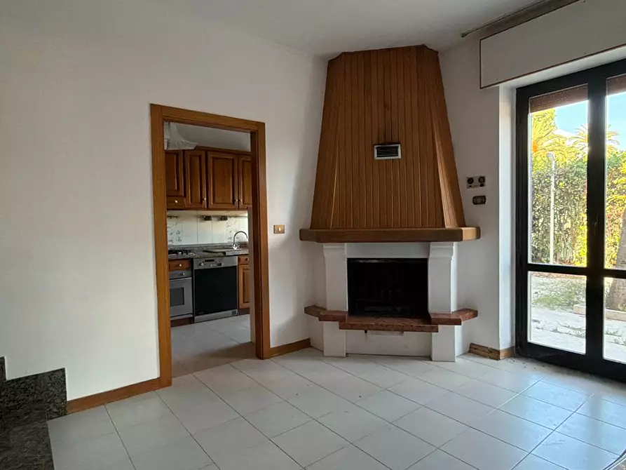 Immagine 13 di Villa in vendita  in Via dei Ligustri 55 a Grottammare