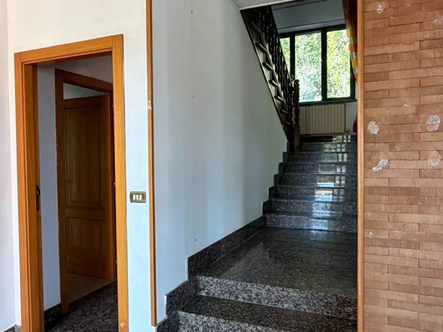Immagine 25 di Villa in vendita  in Via dei Ligustri 55 a Grottammare