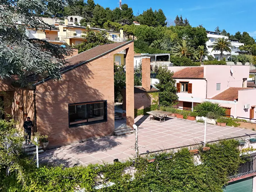 Immagine 52 di Villa in vendita  in Via dei Ligustri 55 a Grottammare