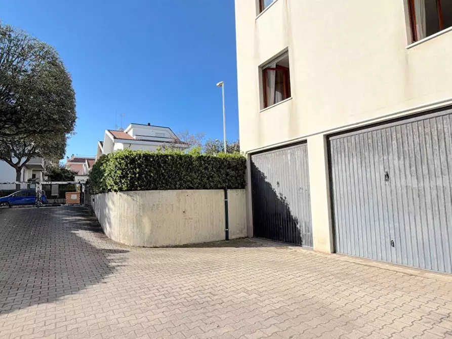 Immagine 28 di Appartamento in vendita  in Via Del Vignola 8 a San Benedetto Del Tronto