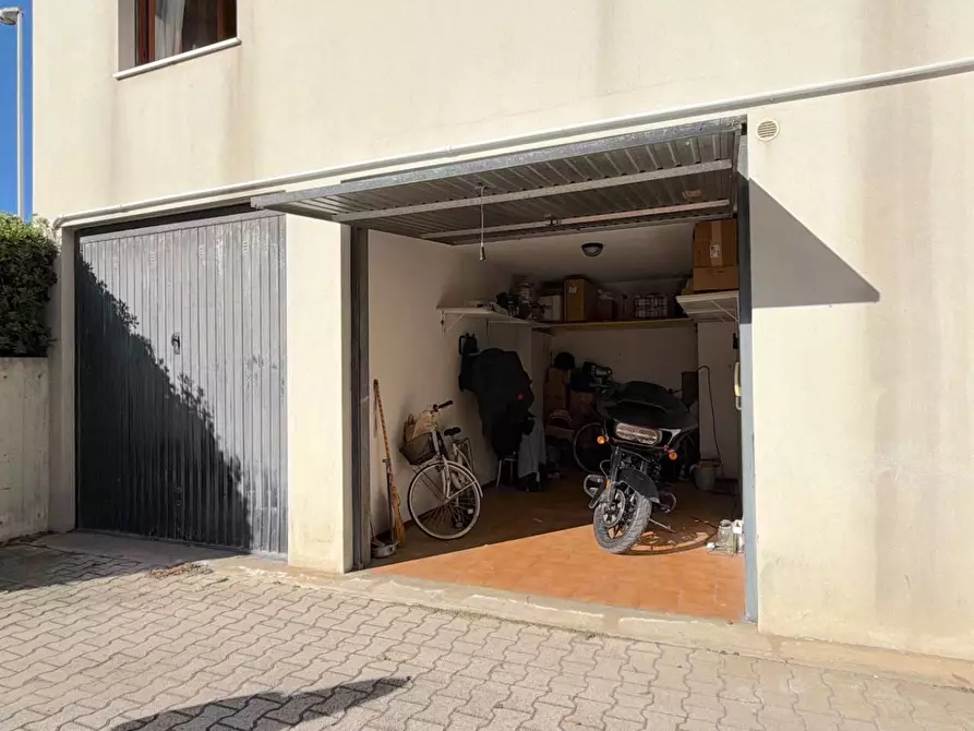 Immagine 32 di Appartamento in vendita  in Via Del Vignola 8 a San Benedetto Del Tronto