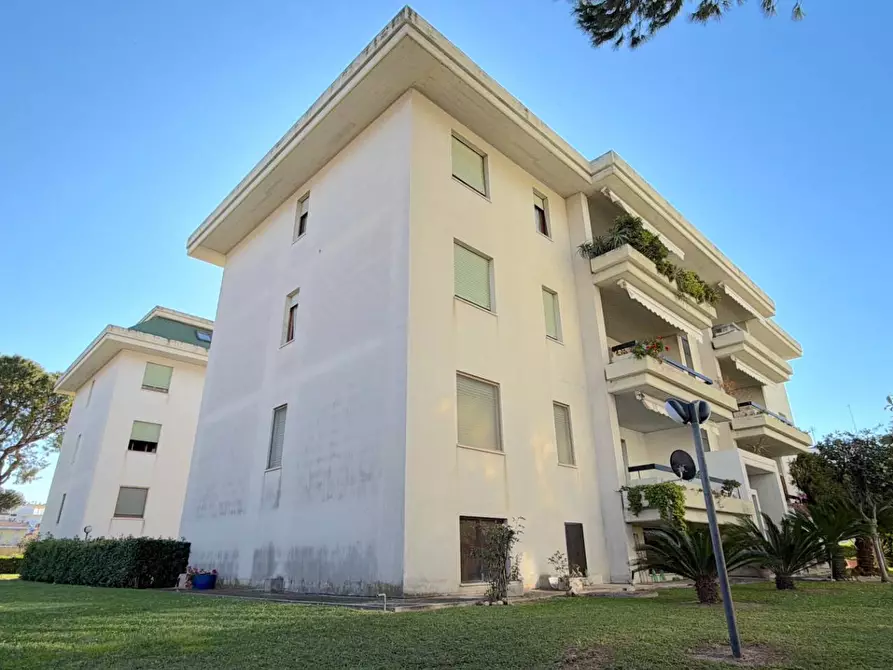 Immagine 35 di Appartamento in vendita  in Via Del Vignola 8 a San Benedetto Del Tronto