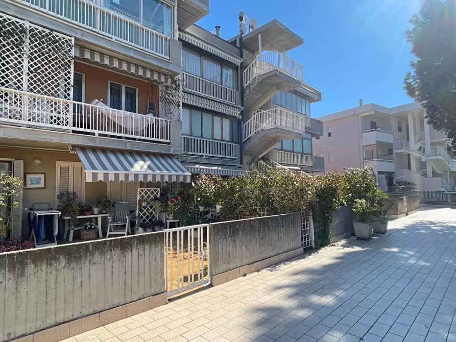 Immagine 30 di Appartamento in vendita  in Via Ponza 106 a Grottammare